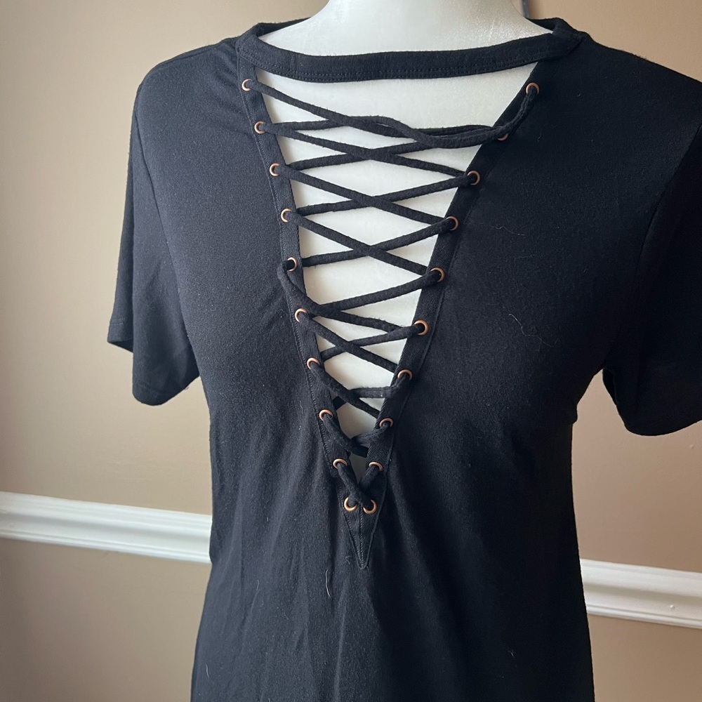 Express Plunging Top - Picture 2 of 4